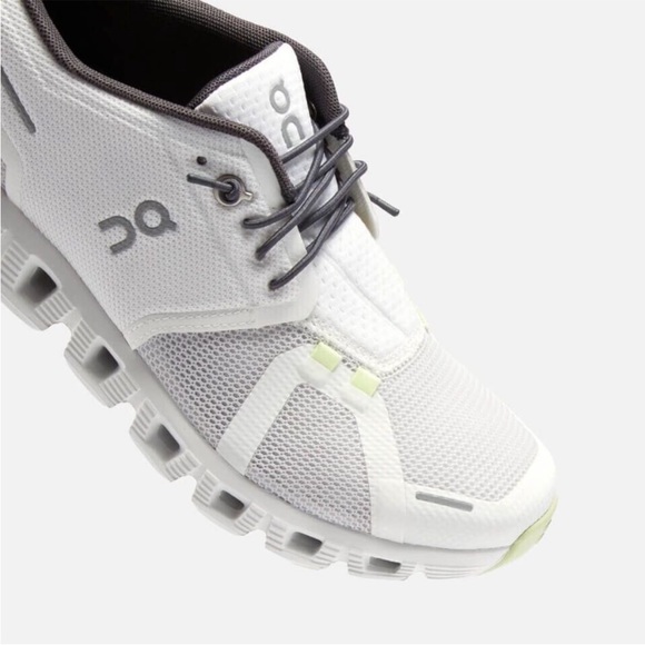 On Cloud 5 Push Running Sneakers NEW Size 6.5/EU 37.5 White/Grey/Green NEW - Picture 3 of 10